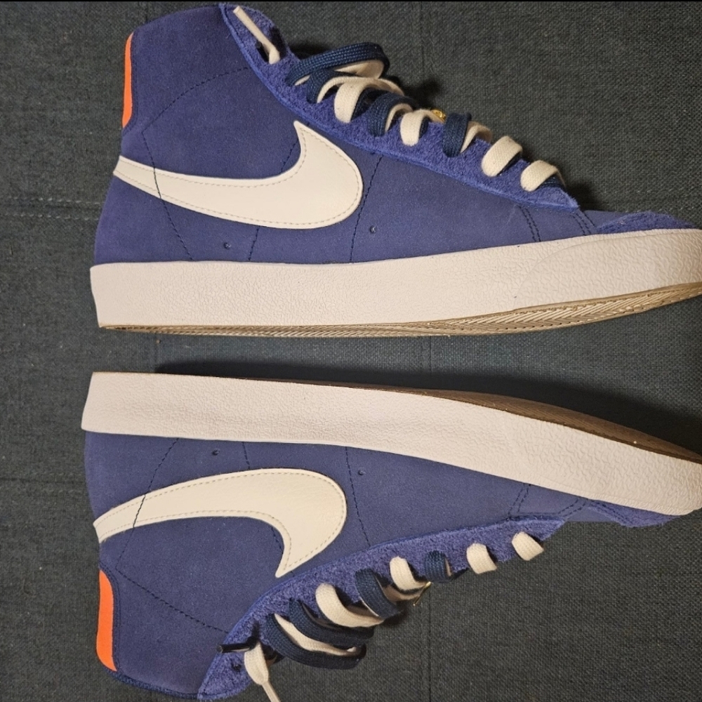 Nike Blazer Mid 77